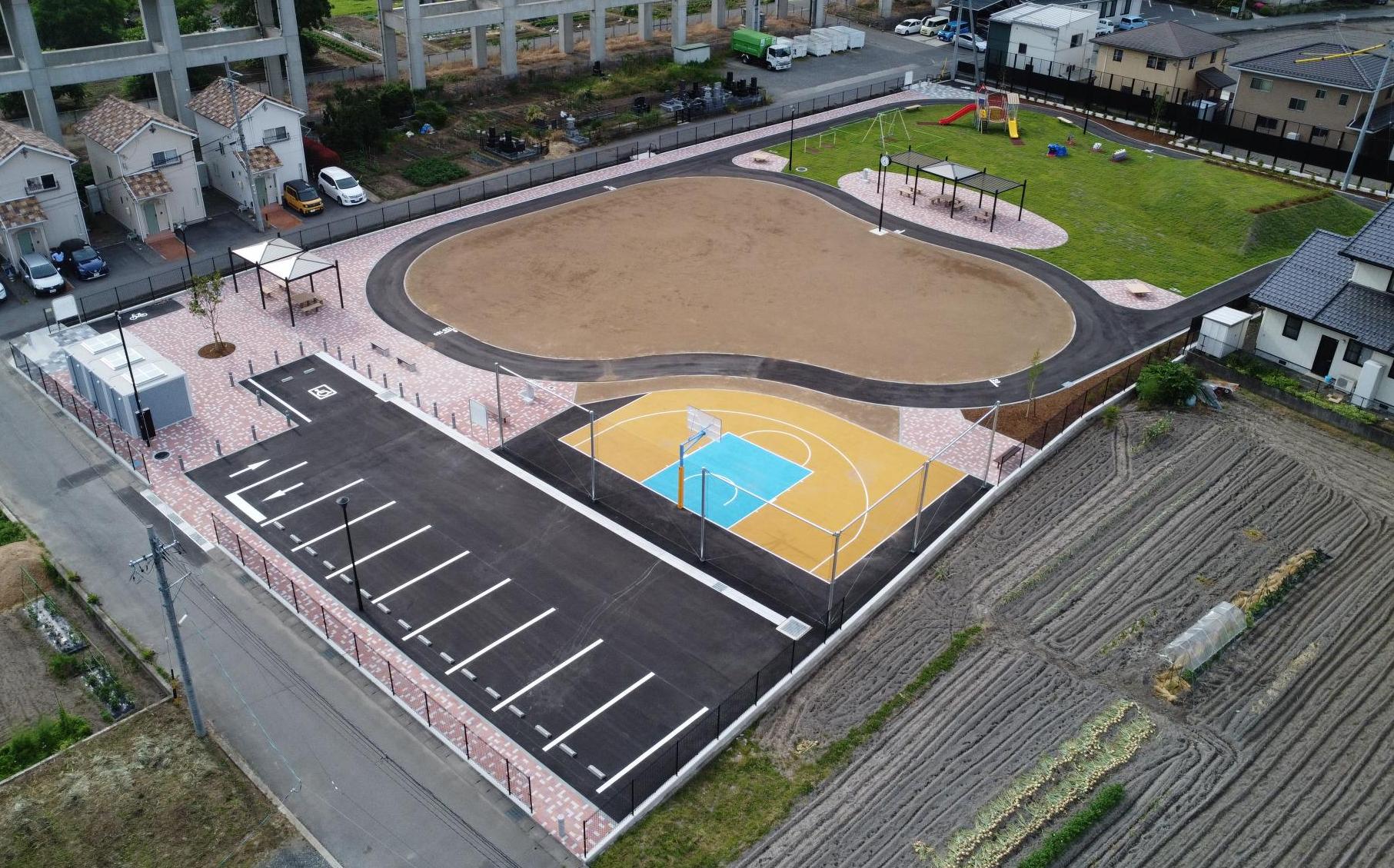 屋代五区公園全体写真