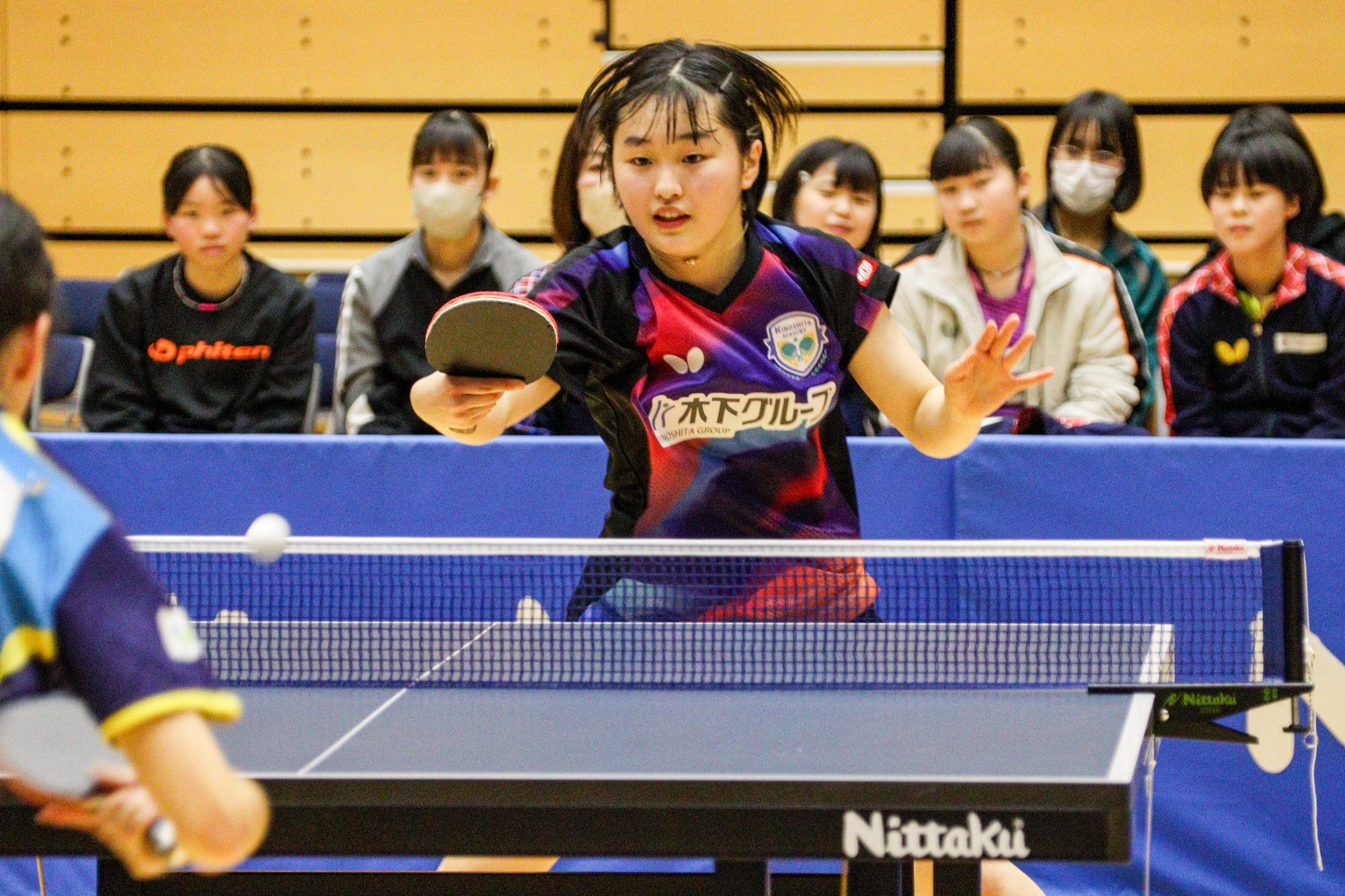 女子の部で優勝した藤本さん