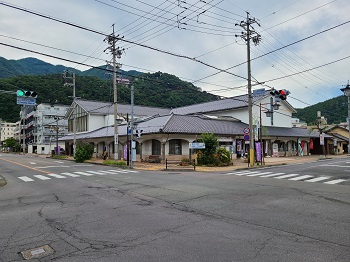 千曲市総合観光会館の写真です