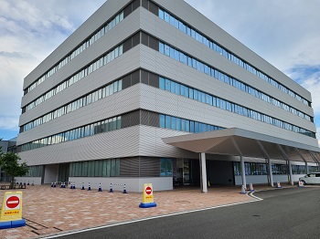 千曲市役所の写真です