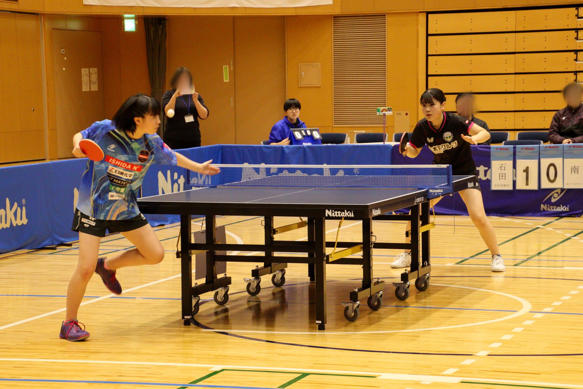 女子準決勝の様子