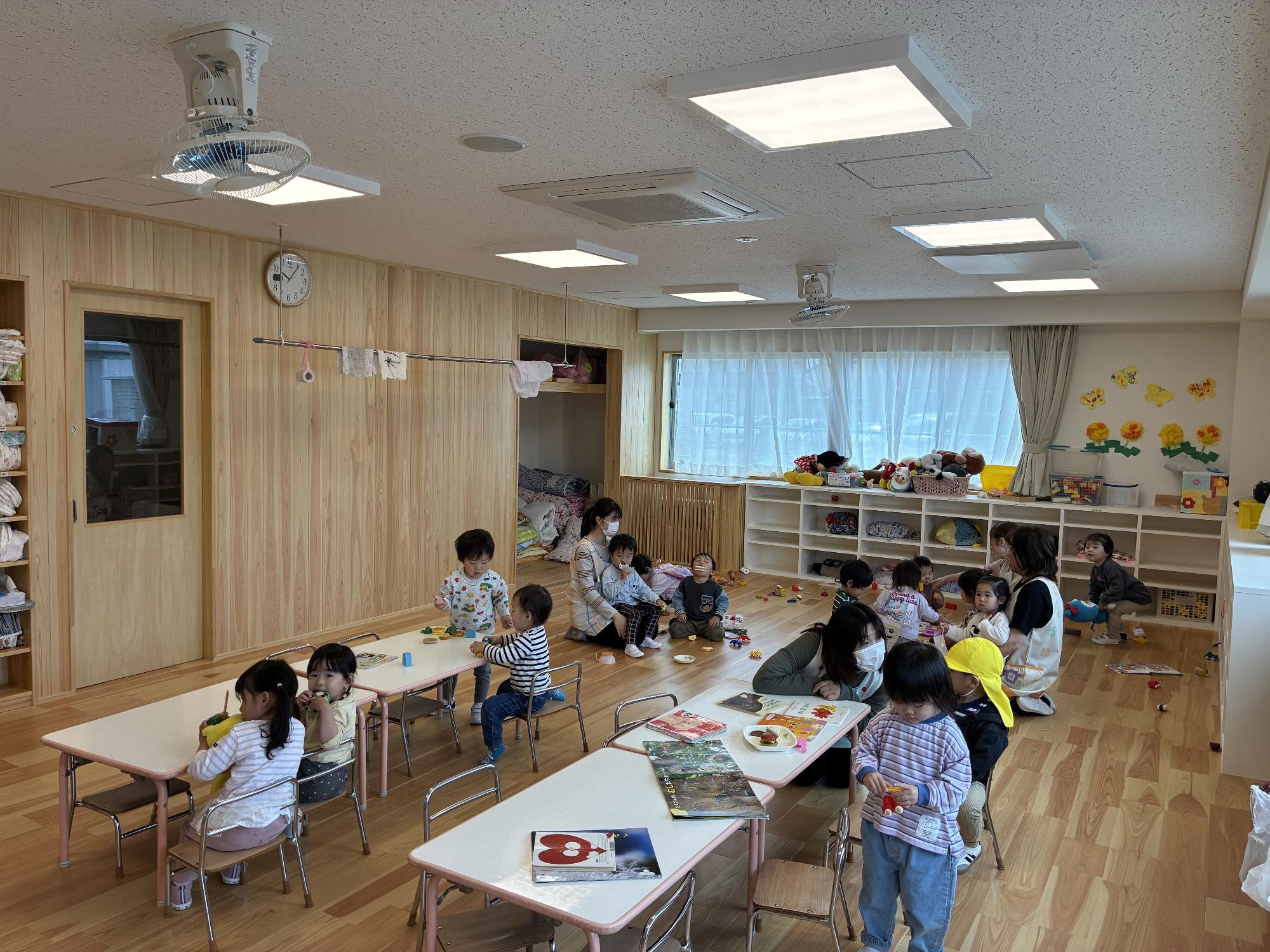 五加保育園増築園舎　保育室の様子